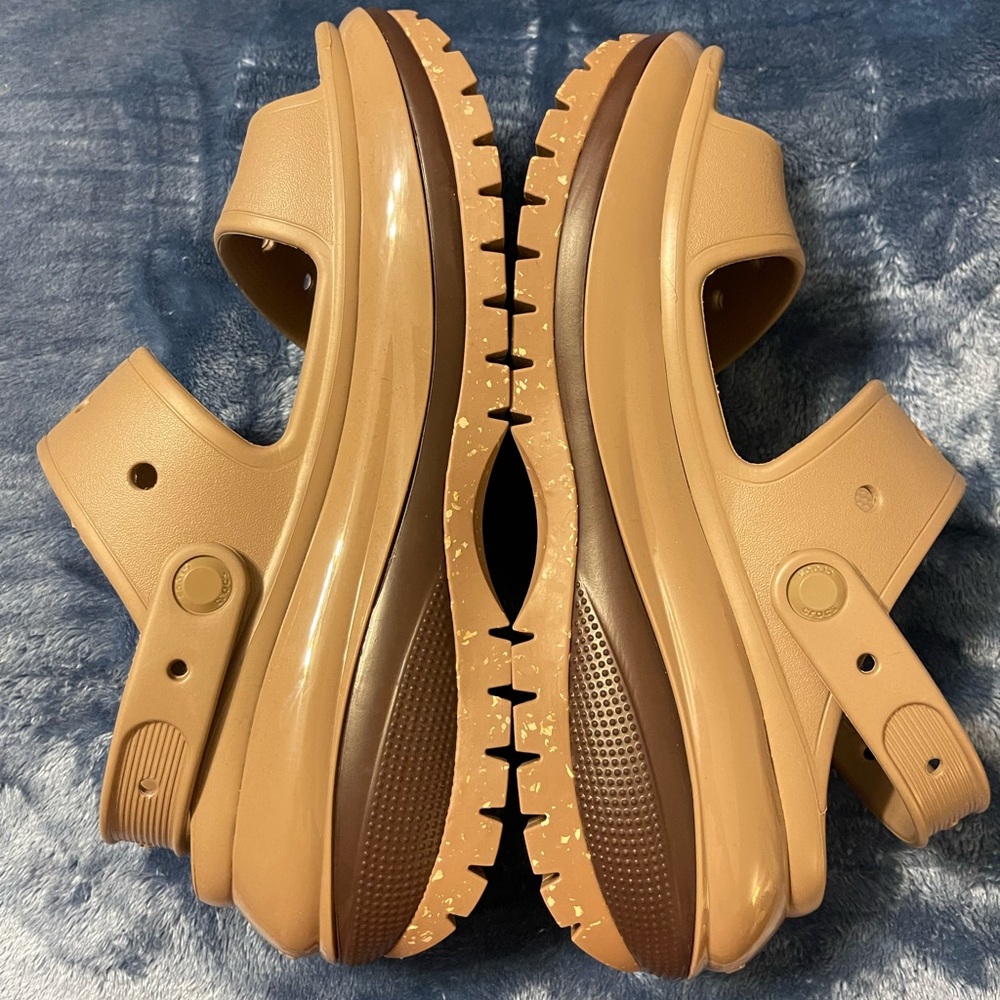 Women's CROCS Mega Crush Sandals - Light Brown, NWOT or box, size 11, never worn - Picture 2 of 3